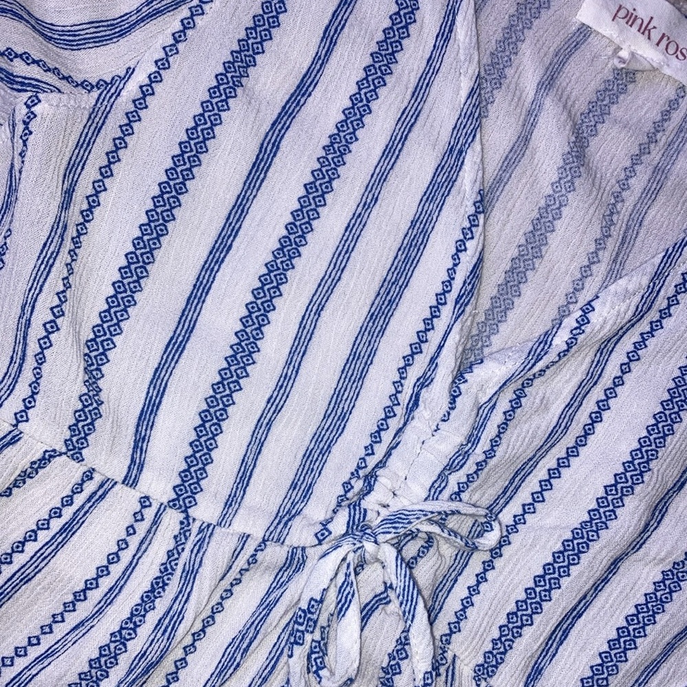 Small Top - Picture 4 of 4